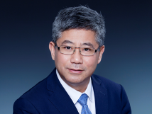 Photo of Professor Chong-En Bai