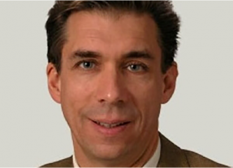 Photo of Professor Christopher Gomez